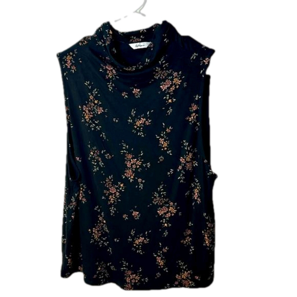 Reitmans Tops - Reitmans Black Floral Sleeveless Blouse Size XL
